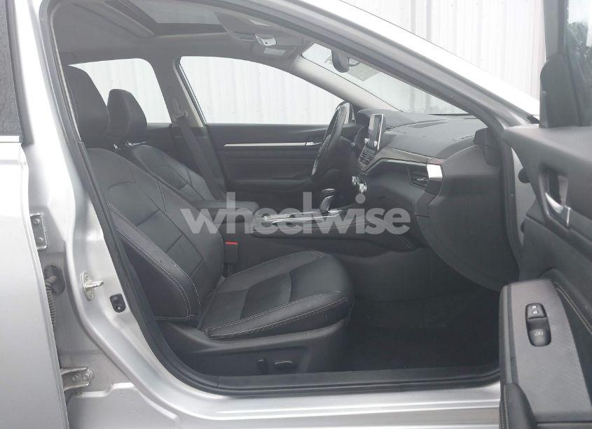 Photo 5 of 2019 Nissan Altima 2.5 SL (VIN 1N4BL4EW2KC196700)