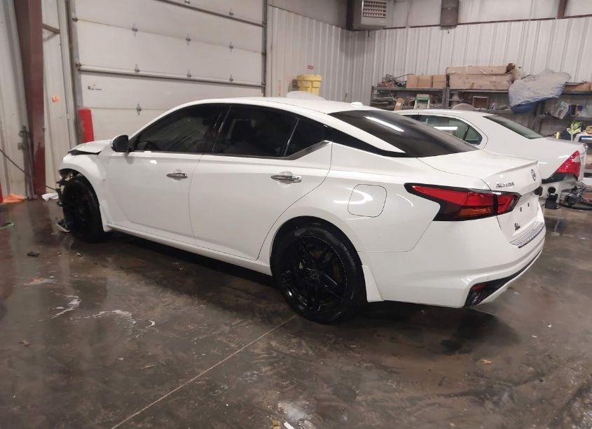 Photo 3 of 2022 Nissan Altima SL INTELLIGENT AWD (VIN 1N4BL4EW2NN422064)