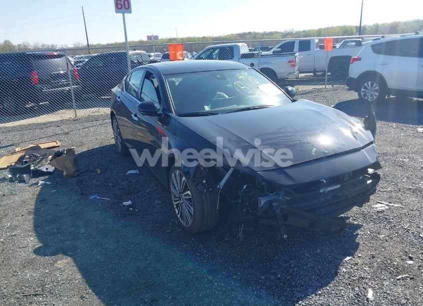 2023 Nissan Altima SL INTELLIGENT AWD (VIN 1N4BL4EW2PN339527) main photo