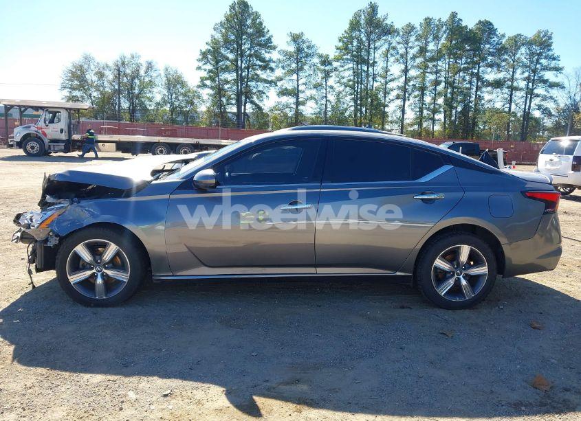 Photo 15 of 2019 Nissan Altima 2.5 SL (VIN 1N4BL4EW3KC191988)