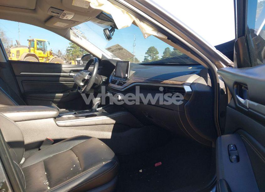 Photo 5 of 2019 Nissan Altima 2.5 SL (VIN 1N4BL4EW3KC191988)