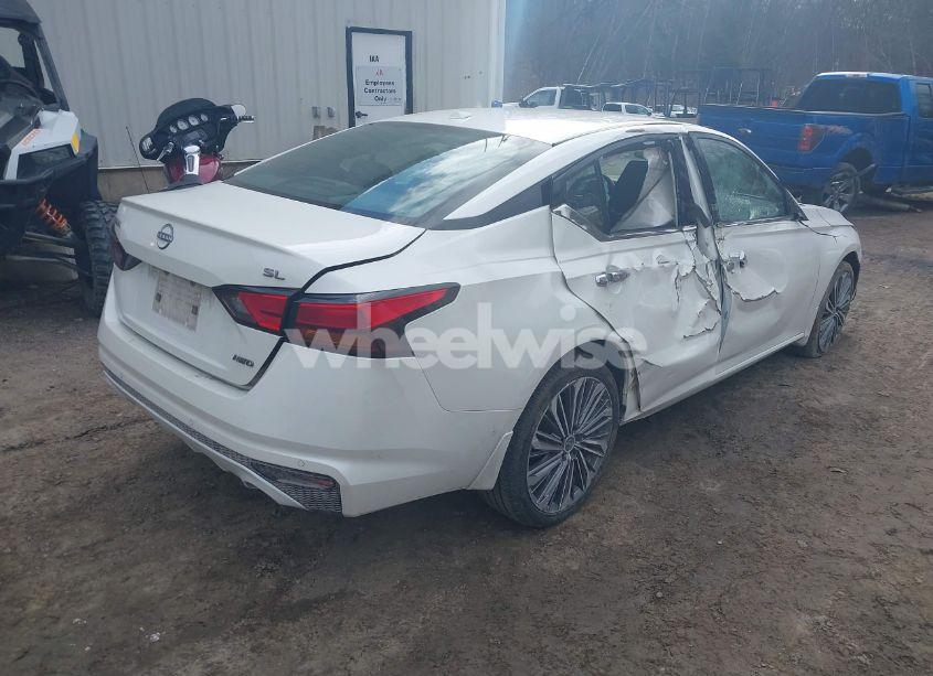 Photo 4 of 2024 Nissan Altima 2.5 SL (VIN 1N4BL4EW3RN304224)