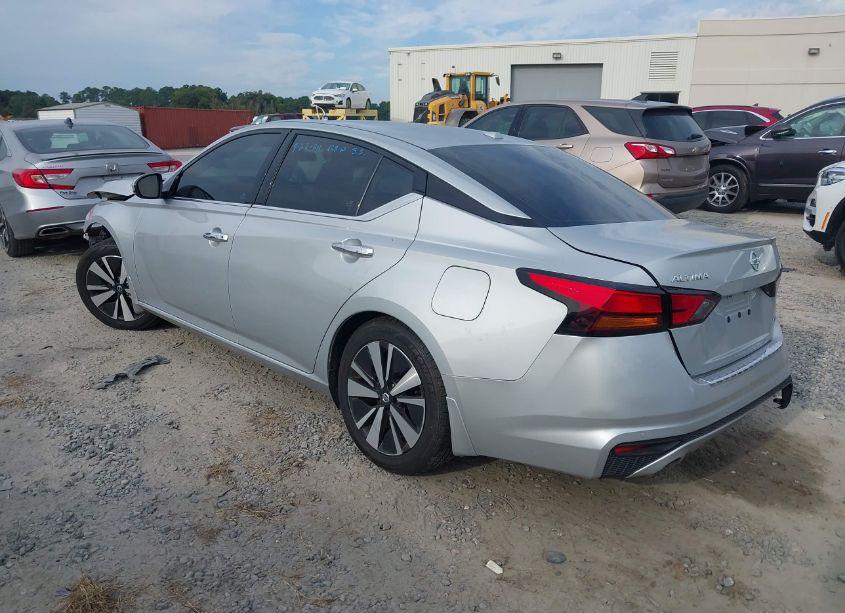 Photo 3 of 2022 Nissan Altima SL INTELLIGENT AWD (VIN 1N4BL4EW4NN308776)