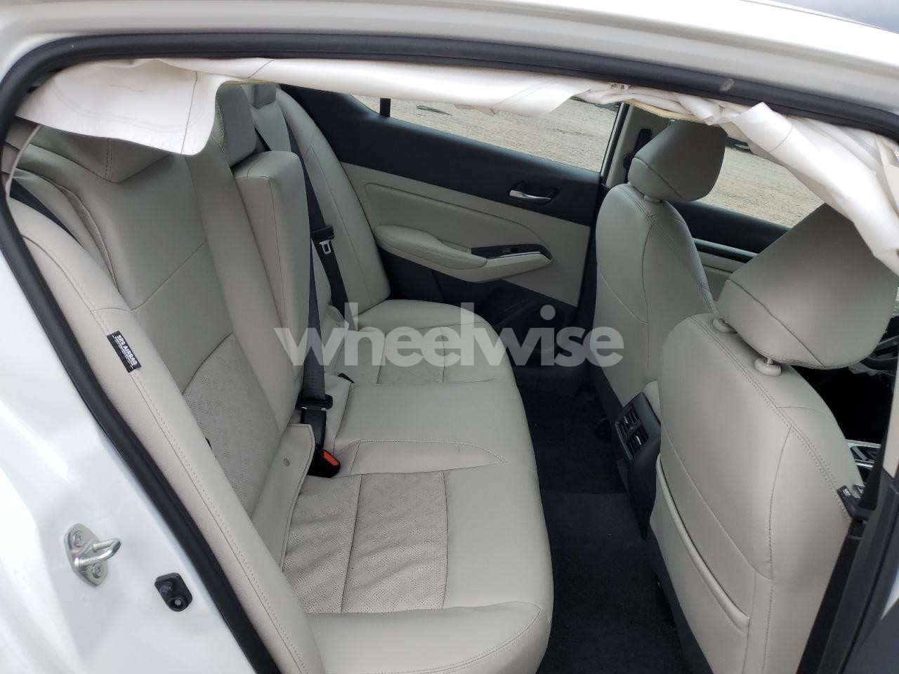 Photo 10 of 2024 NISSAN ALTIMA SL (VIN 1N4BL4EW4RN328855)