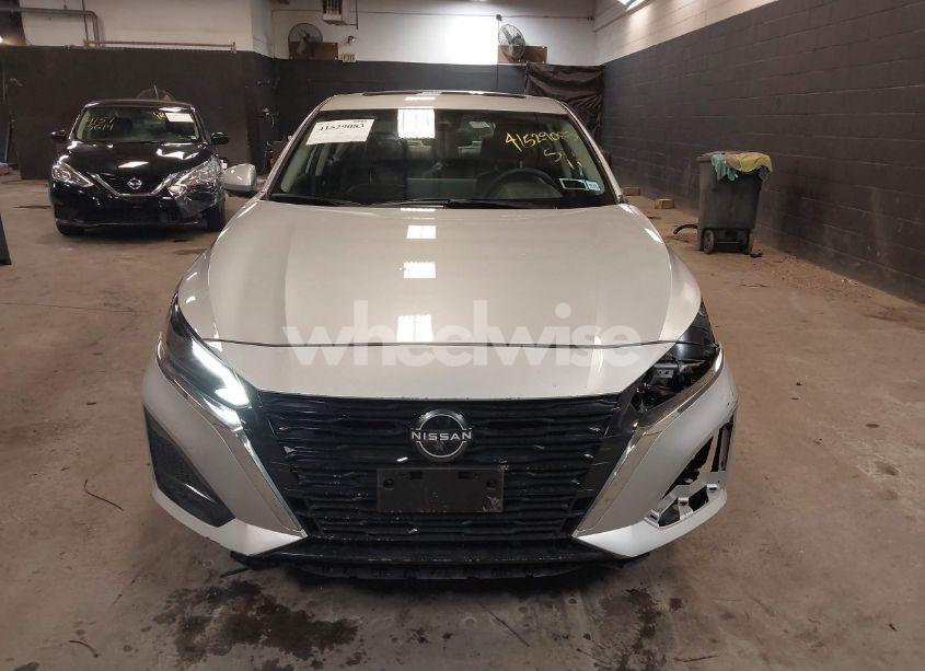 Photo 13 of 2024 Nissan Altima 2.5 SL (VIN 1N4BL4EW4RN332467)