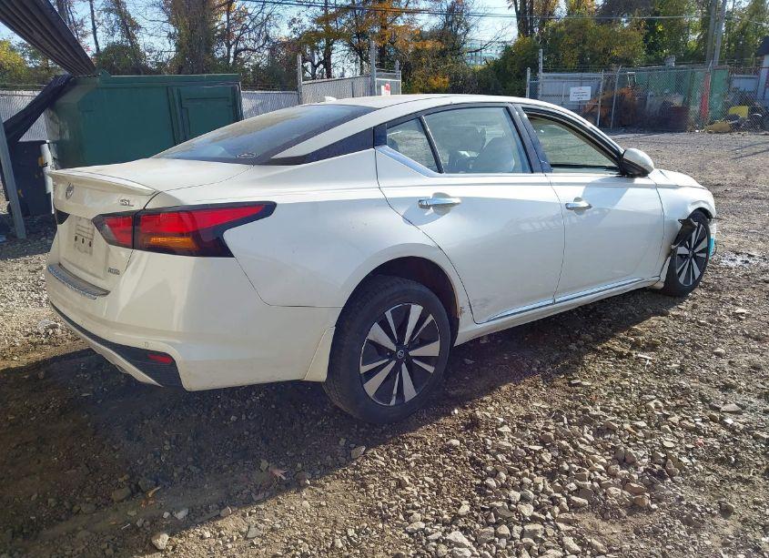 Photo 4 of 2019 Nissan Altima 2.5 SL (VIN 1N4BL4EW5KC134028)