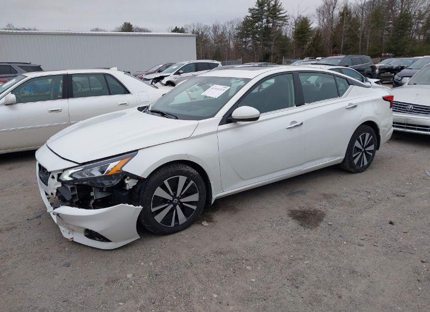 Photo 2 of 2019 Nissan Altima 2.5 SL (VIN 1N4BL4EW5KC196951)