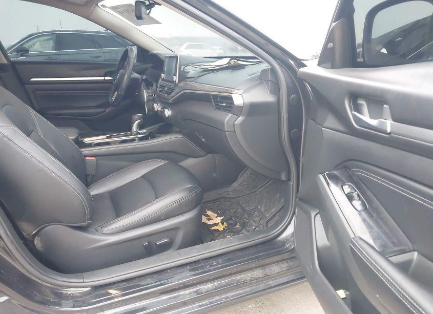 Photo 5 of 2020 Nissan Altima SL INTELLIGENT AWD (VIN 1N4BL4EW5LN307942)