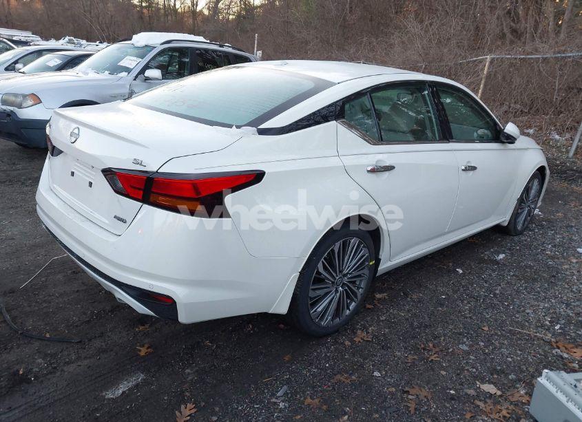 Photo 4 of 2024 Nissan Altima SL INTELLIGENT AWD (VIN 1N4BL4EW6RN370055)