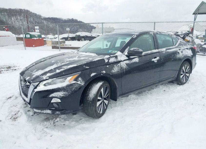 Photo 2 of 2021 Nissan Altima SL INTELLIGENT AWD (VIN 1N4BL4EW7MN317955)