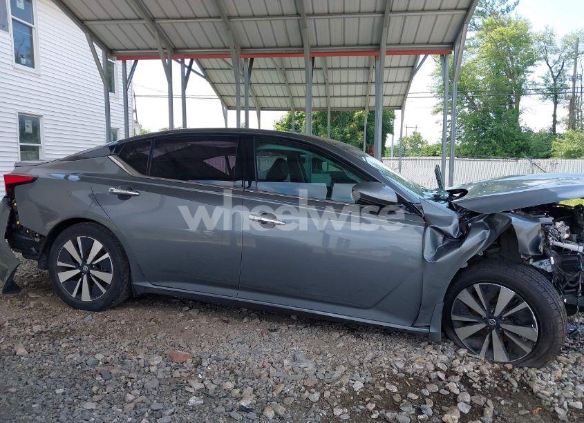 Photo 14 of 2019 Nissan Altima 2.5 SL (VIN 1N4BL4EW9KC133318)