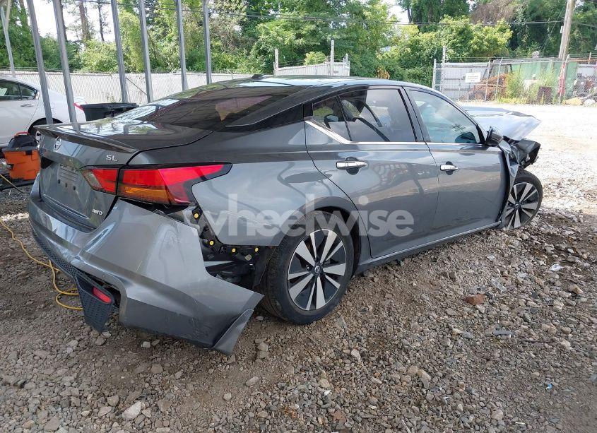 Photo 4 of 2019 Nissan Altima 2.5 SL (VIN 1N4BL4EW9KC133318)