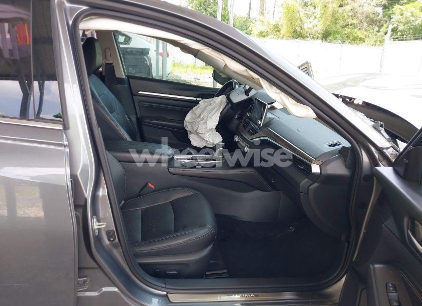 Photo 5 of 2019 Nissan Altima 2.5 SL (VIN 1N4BL4EW9KC133318)