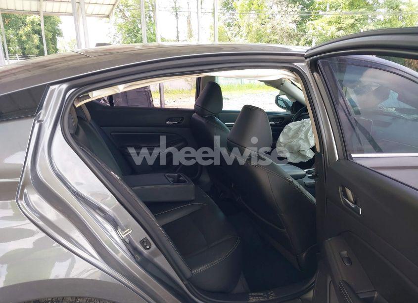 Photo 8 of 2019 Nissan Altima 2.5 SL (VIN 1N4BL4EW9KC133318)