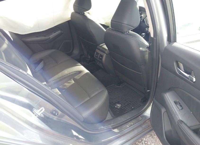 Photo 8 of 2019 Nissan Altima 2.5 SL (VIN 1N4BL4EW9KC180249)