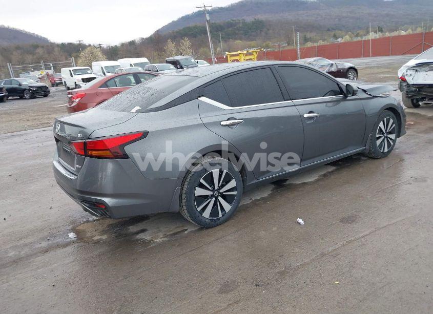 Photo 4 of 2019 Nissan Altima 2.5 SL (VIN 1N4BL4EW9KC222726)