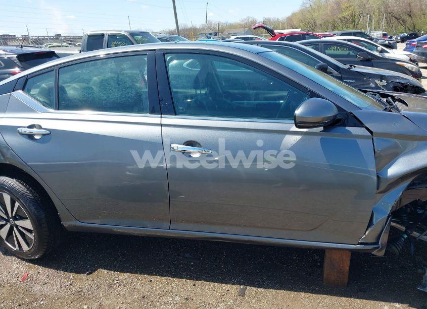 Photo 14 of 2019 Nissan Altima 2.5 SL (VIN 1N4BL4EWXKC132775)