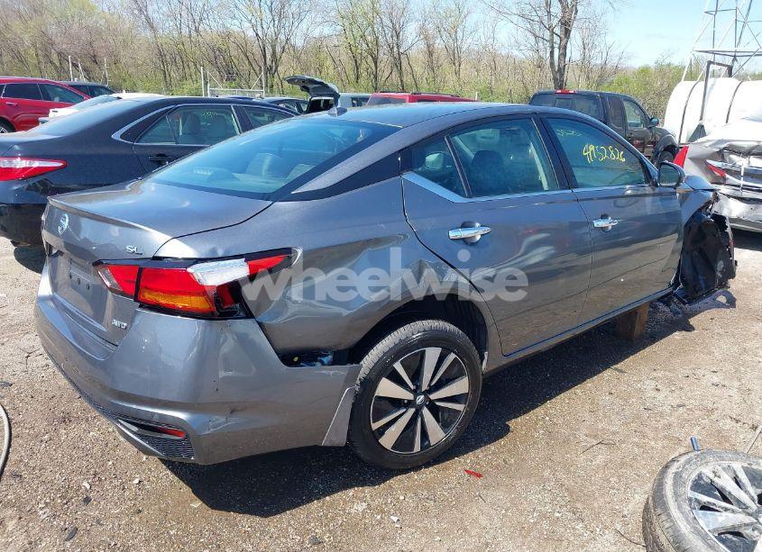 Photo 4 of 2019 Nissan Altima 2.5 SL (VIN 1N4BL4EWXKC132775)