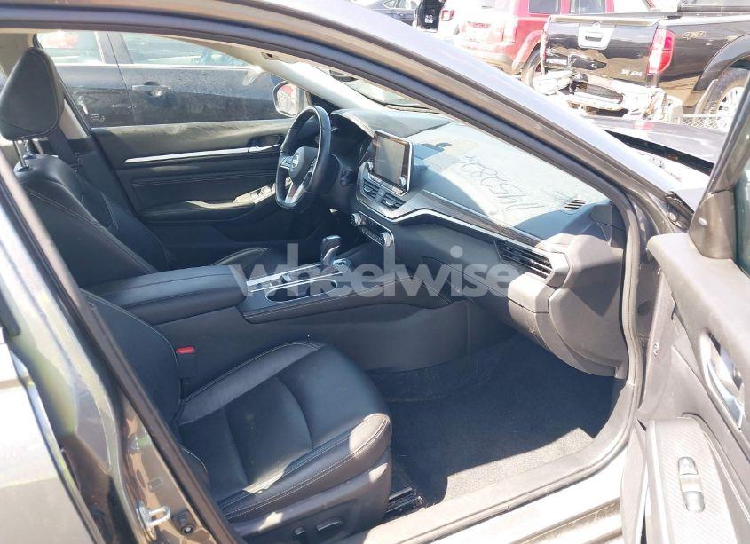 Photo 5 of 2019 Nissan Altima 2.5 SL (VIN 1N4BL4EWXKC132775)