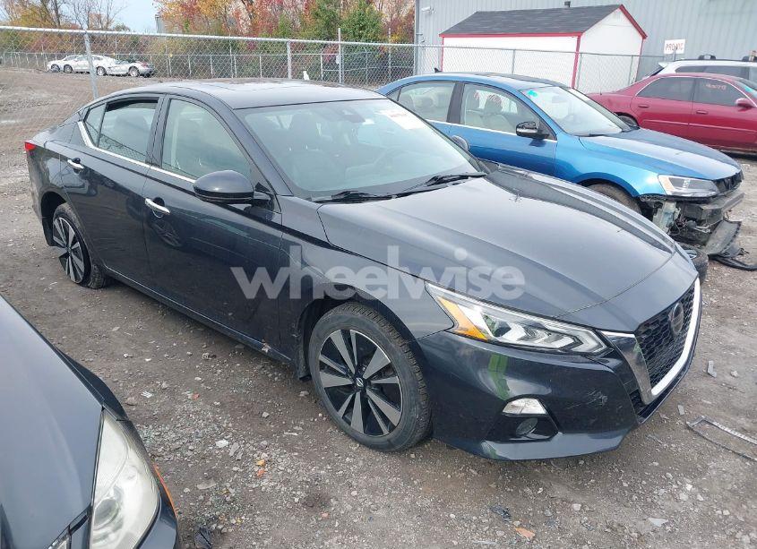 2019 Nissan Altima 2.5 SL (VIN 1N4BL4EWXKC201271) main photo