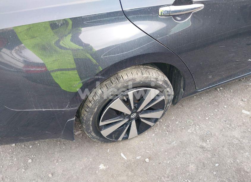 Photo 6 of 2019 Nissan Altima 2.5 SL (VIN 1N4BL4EWXKC201271)