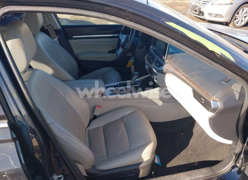 Photo 5 of 2021 Nissan Altima SL INTELLIGENT AWD (VIN 1N4BL4EWXMN302589)