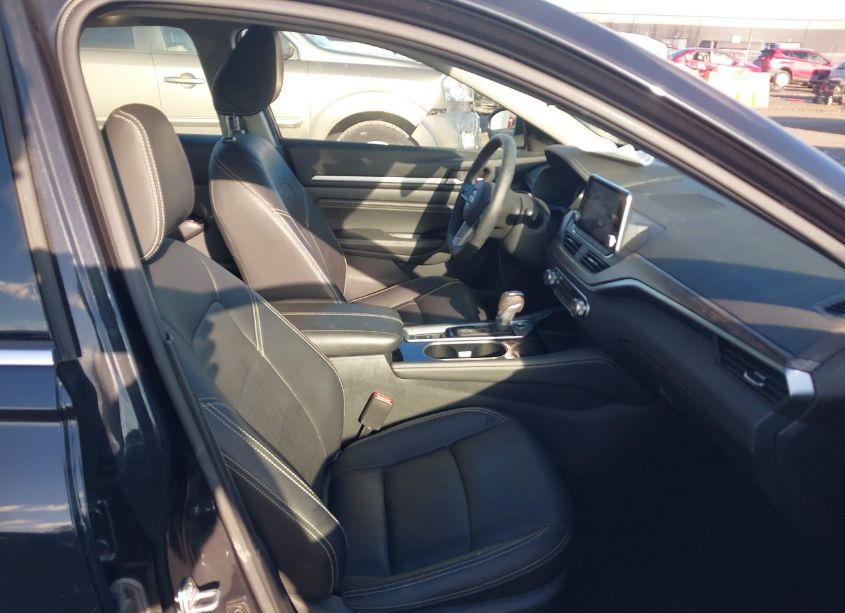 Photo 5 of 2021 Nissan Altima SL INTELLIGENT AWD (VIN 1N4BL4EWXMN331722)