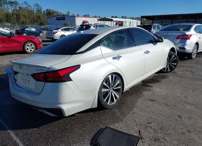 Photo 4 of 2020 Nissan Altima PLATINUM FWD (VIN 1N4BL4FV0LC146384)