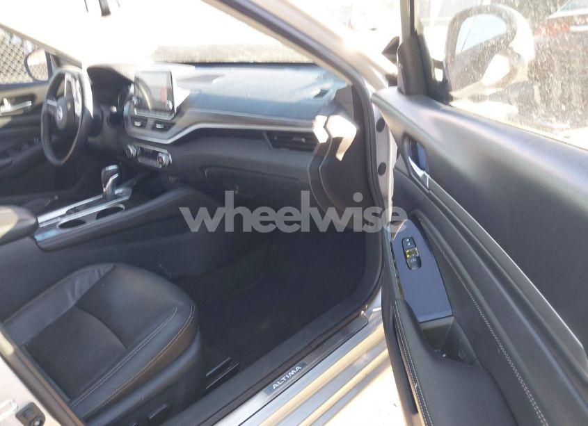 Photo 5 of 2020 Nissan Altima PLATINUM FWD (VIN 1N4BL4FV2LC246552)