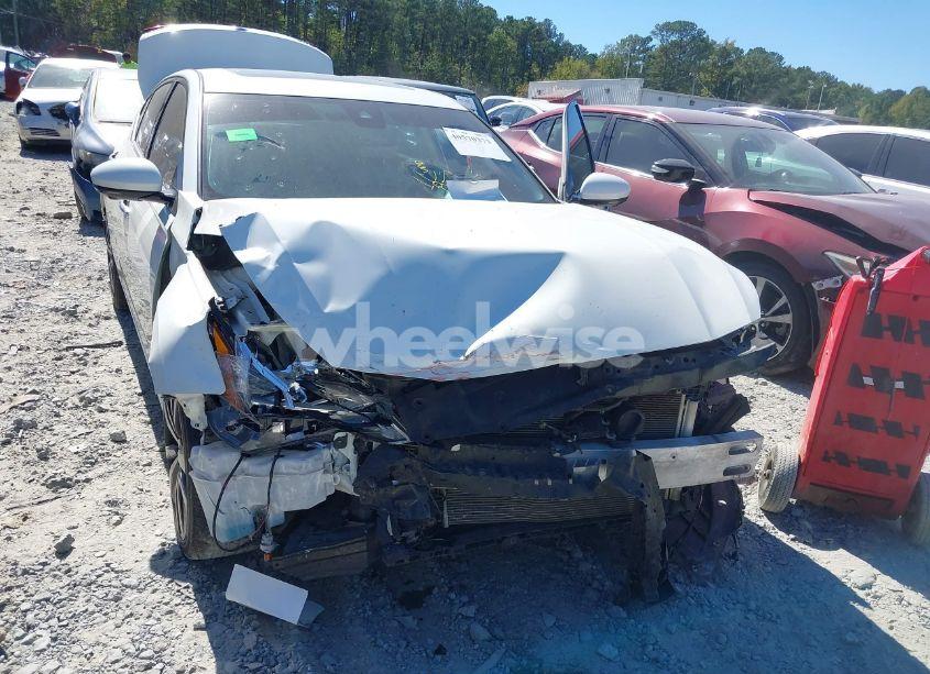 Photo 6 of 2020 Nissan Altima PLATINUM FWD (VIN 1N4BL4FV3LC226469)