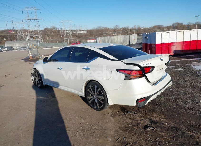 Photo 3 of 2020 Nissan Altima PLATINUM FWD (VIN 1N4BL4FV3LN304396)