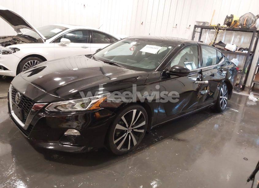 Photo 2 of 2019 Nissan Altima 2.5 PLATINUM (VIN 1N4BL4FV4KC210506)