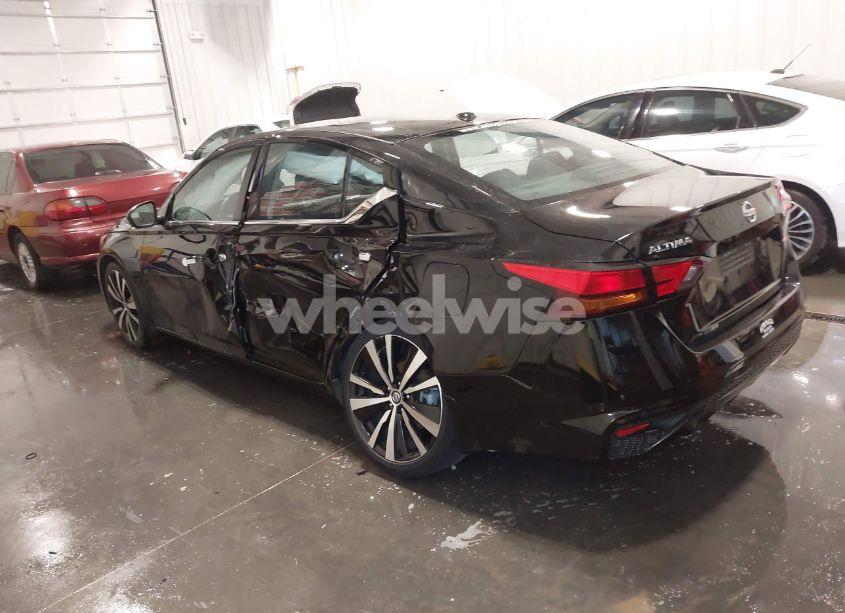 Photo 3 of 2019 Nissan Altima 2.5 PLATINUM (VIN 1N4BL4FV4KC210506)