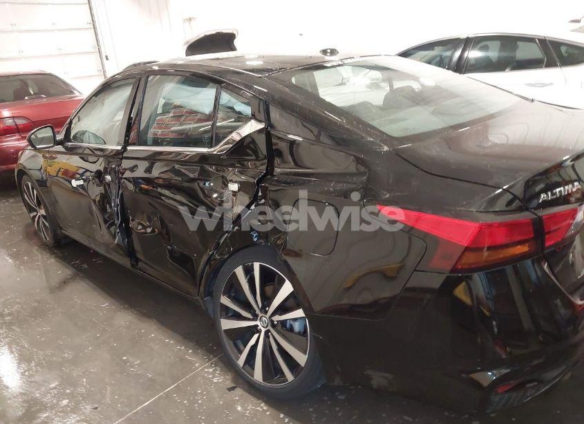 Photo 6 of 2019 Nissan Altima 2.5 PLATINUM (VIN 1N4BL4FV4KC210506)