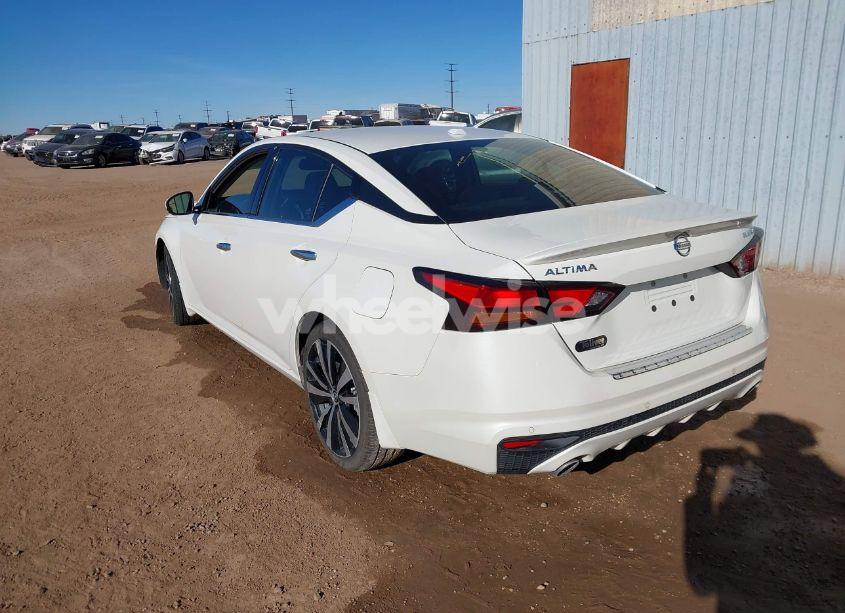 Photo 3 of 2020 Nissan Altima PLATINUM FWD (VIN 1N4BL4FV4LN304374)