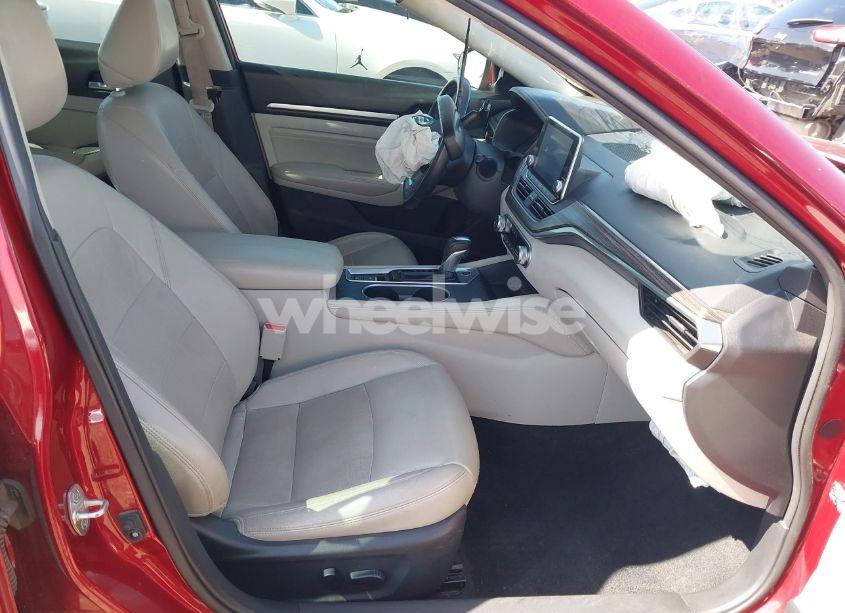 Photo 5 of 2019 Nissan Altima 2.5 PLATINUM (VIN 1N4BL4FV7KC117575)