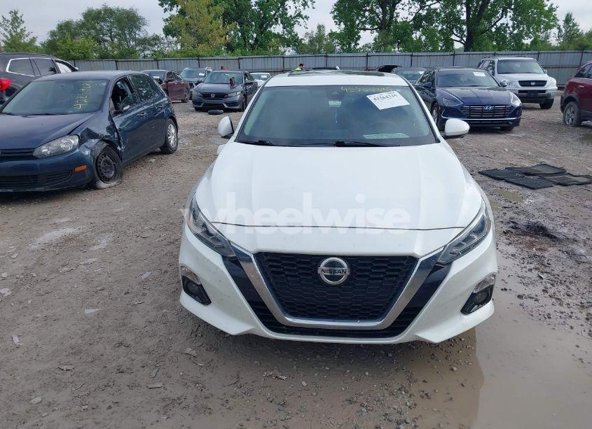 Photo 13 of 2019 Nissan Altima 2.5 PLATINUM (VIN 1N4BL4FVXKC116940)