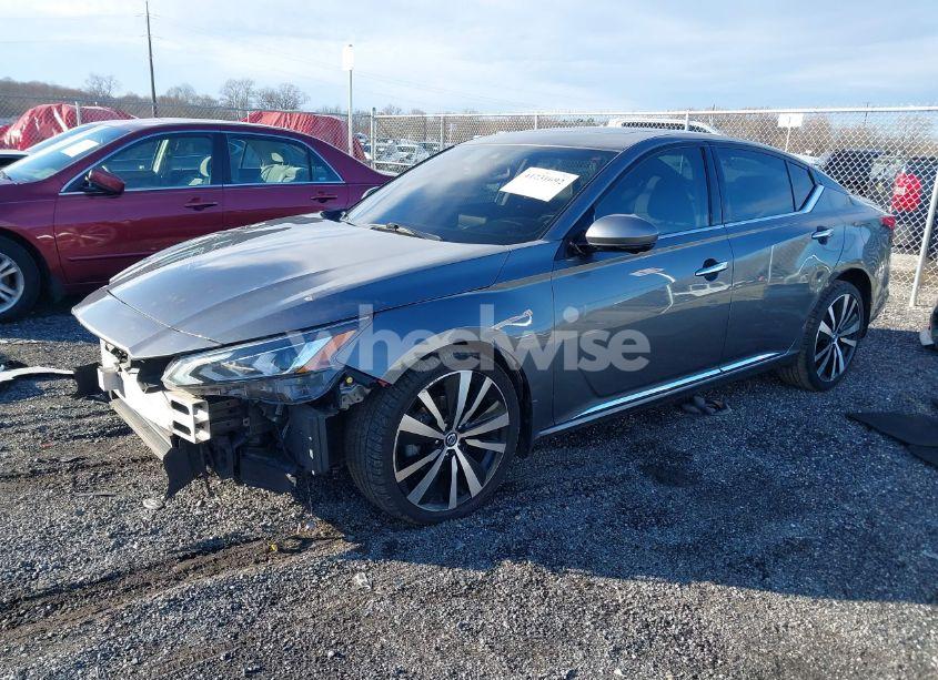 Photo 2 of 2019 Nissan Altima 2.5 PLATINUM (VIN 1N4BL4FW1KC174475)