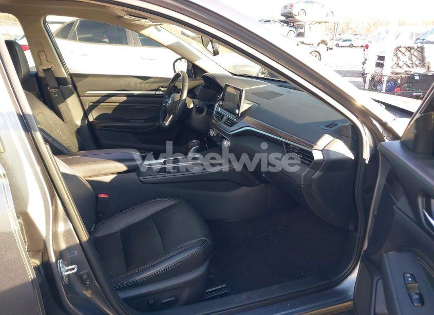 Photo 5 of 2019 Nissan Altima 2.5 PLATINUM (VIN 1N4BL4FW1KC174475)