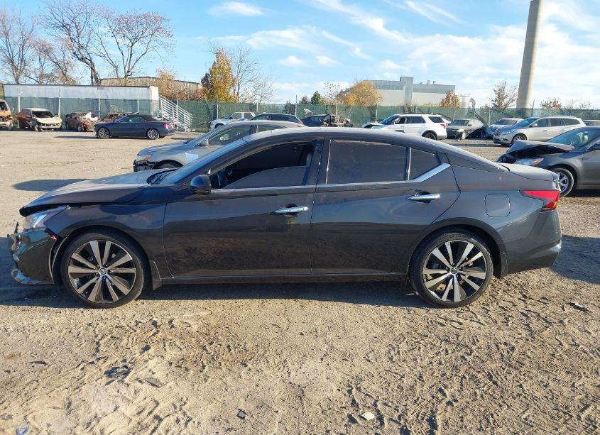 Photo 14 of 2020 Nissan Altima PLATINUM INTELLIGENT AWD (VIN 1N4BL4FW1LC112463)