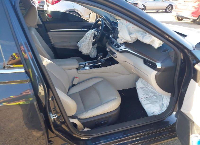 Photo 5 of 2020 Nissan Altima PLATINUM INTELLIGENT AWD (VIN 1N4BL4FW1LC112463)