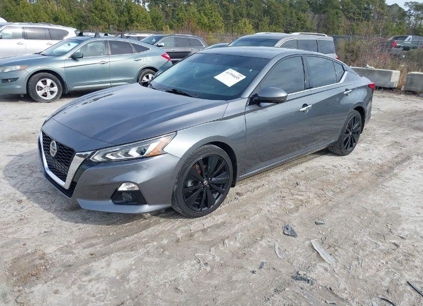 Photo 2 of 2020 Nissan Altima PLATINUM INTELLIGENT AWD (VIN 1N4BL4FW4LC154089)