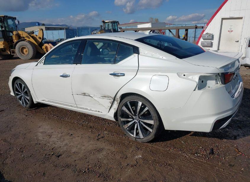 Photo 6 of 2021 Nissan Altima PLATINUM INTELLIGENT AWD (VIN 1N4BL4FW4MN336252)