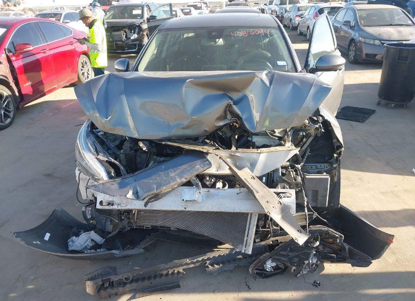 Photo 6 of 2019 Nissan Altima 2.5 PLATINUM (VIN 1N4BL4FW6KN303038)