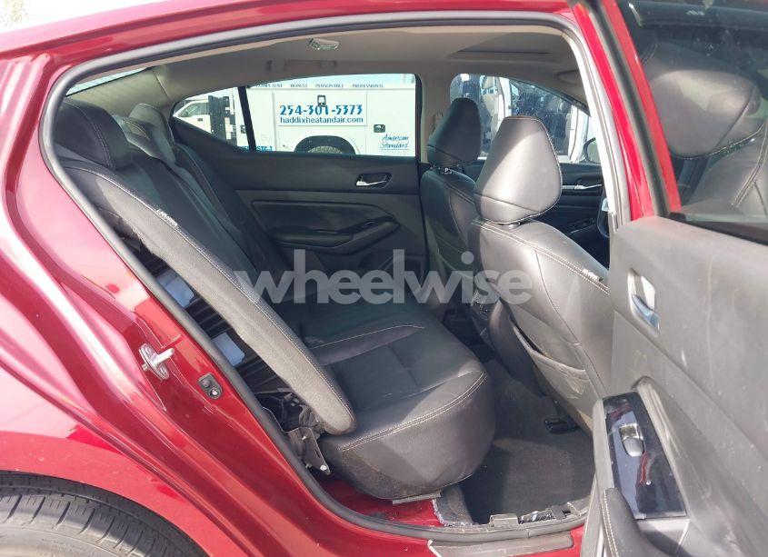 Photo 8 of 2021 Nissan Altima PLATINUM INTELLIGENT AWD (VIN 1N4BL4FW7MN383162)