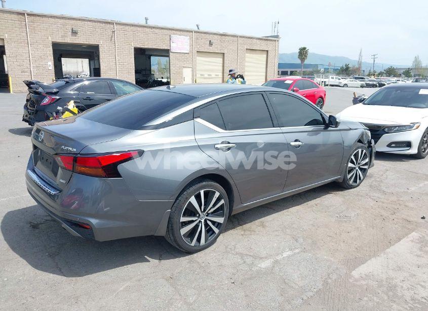 Photo 4 of 2021 Nissan Altima PLATINUM INTELLIGENT AWD (VIN 1N4BL4FW9MN363821)