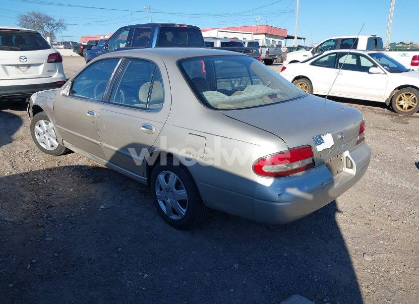 Photo 3 of 1995 Nissan Altima N/A (VIN 1N4BU31D08C201209)