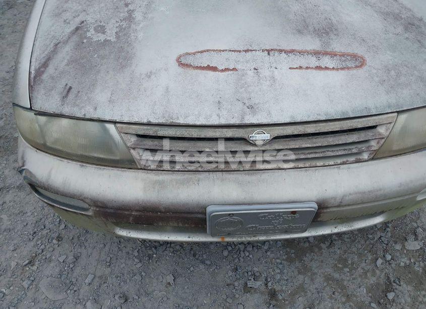 Photo 6 of 1996 Nissan Altima XE/GXE/SE/GLE (VIN 1N4BU31D4TC138195)