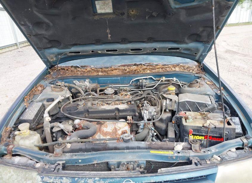 Photo 10 of 1997 Nissan Altima GLE/GXE/SE/XE (VIN 1N4BU31D9VC277337)