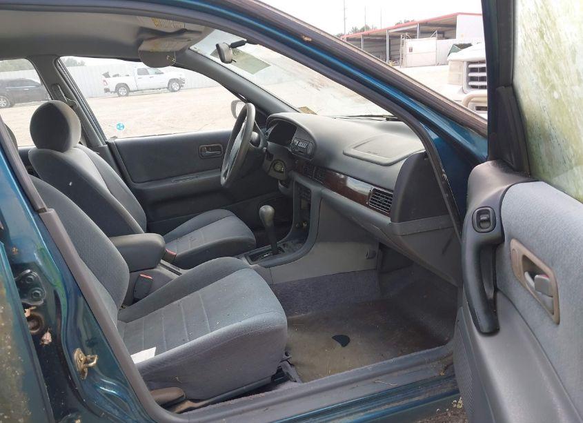 Photo 5 of 1997 Nissan Altima GLE/GXE/SE/XE (VIN 1N4BU31D9VC277337)